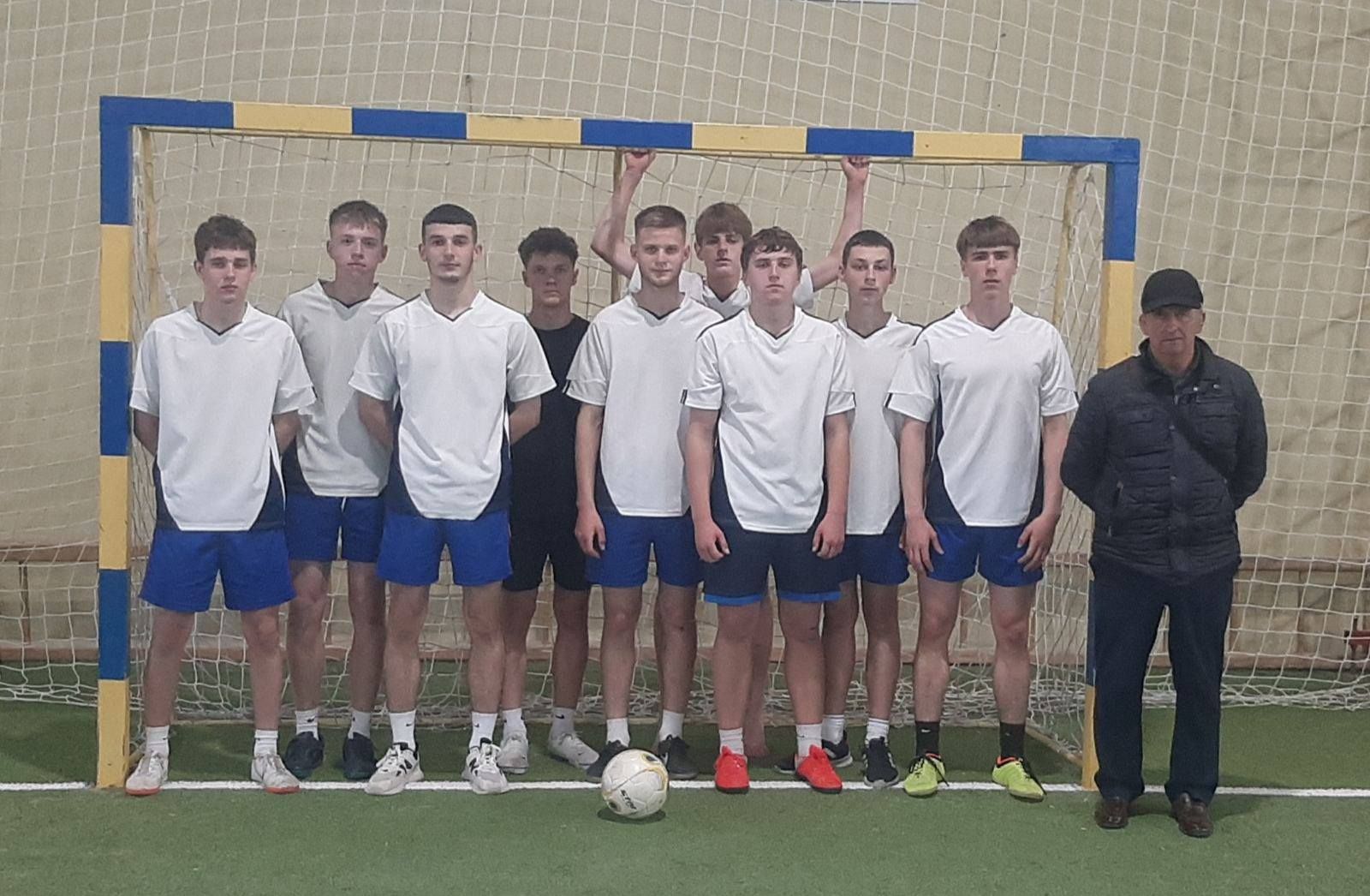 У Коломиї відбулись студентські змагання з мініфутболу до Дня Героя України 7