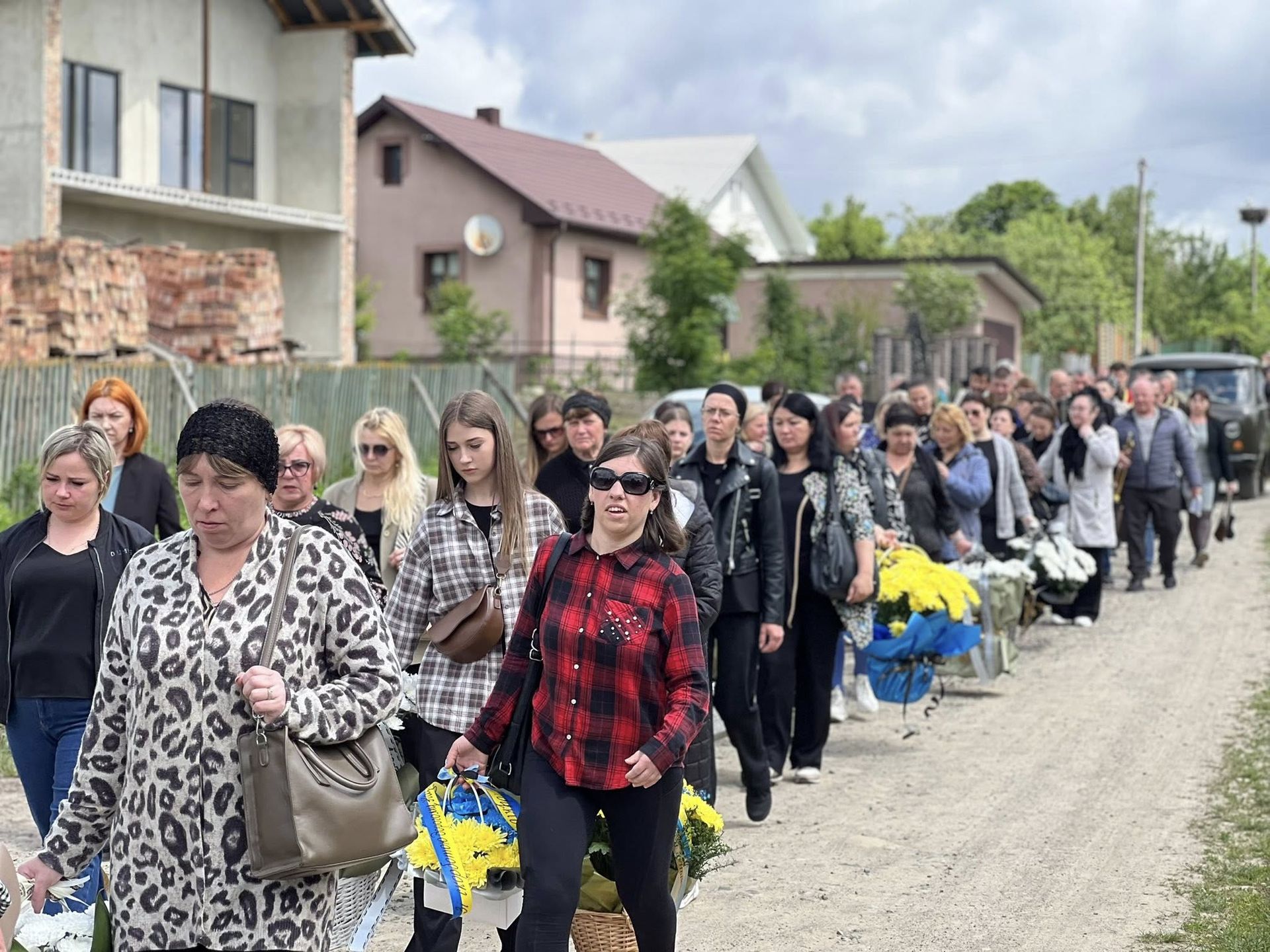 В Отинійській громаді попрощались з полеглим воїном Назаром Малецьким 9