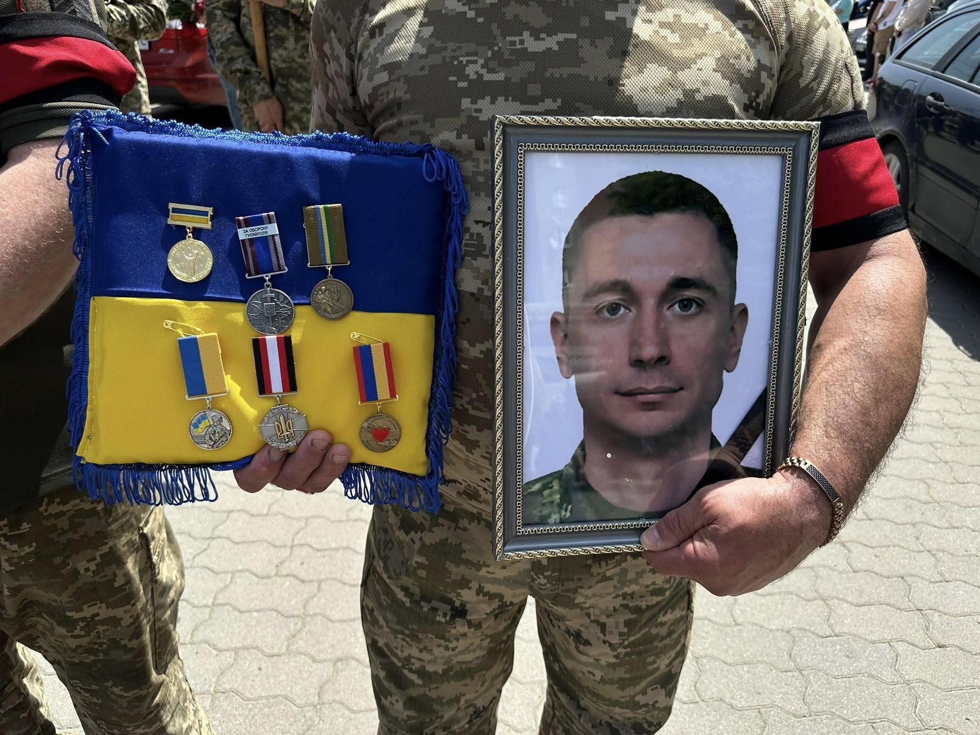 На Надвірнянщині назавжди попрощались із загиблим захисником Сергієм Григоруком 2