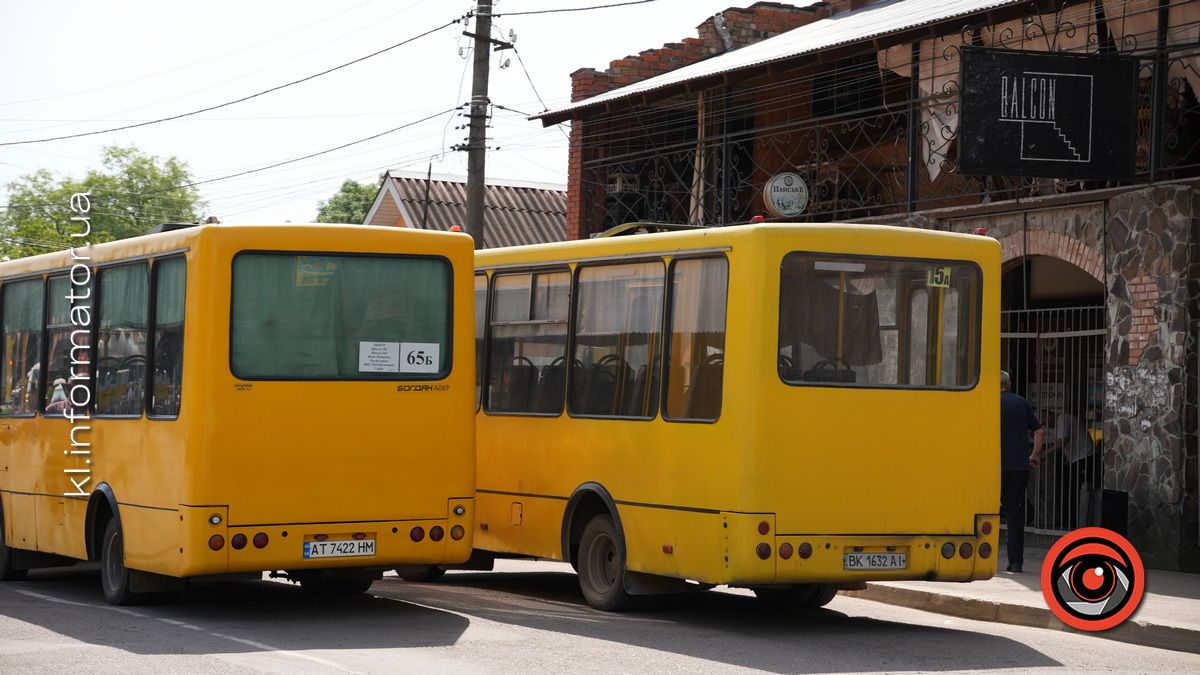 Чи не бреше табло руху маршруток у Коломиї | ВІДЕО