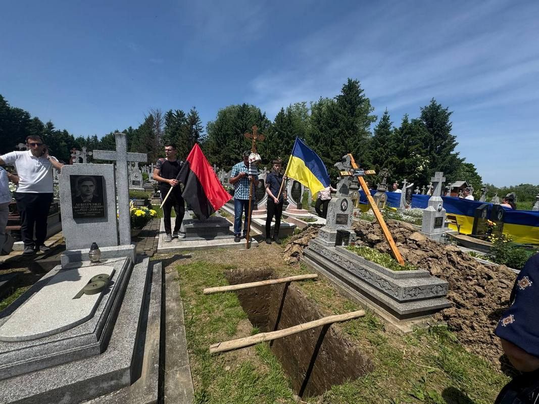 Воїн Олександр Ходоровський знайшов вічний спочинок у Сопові 10