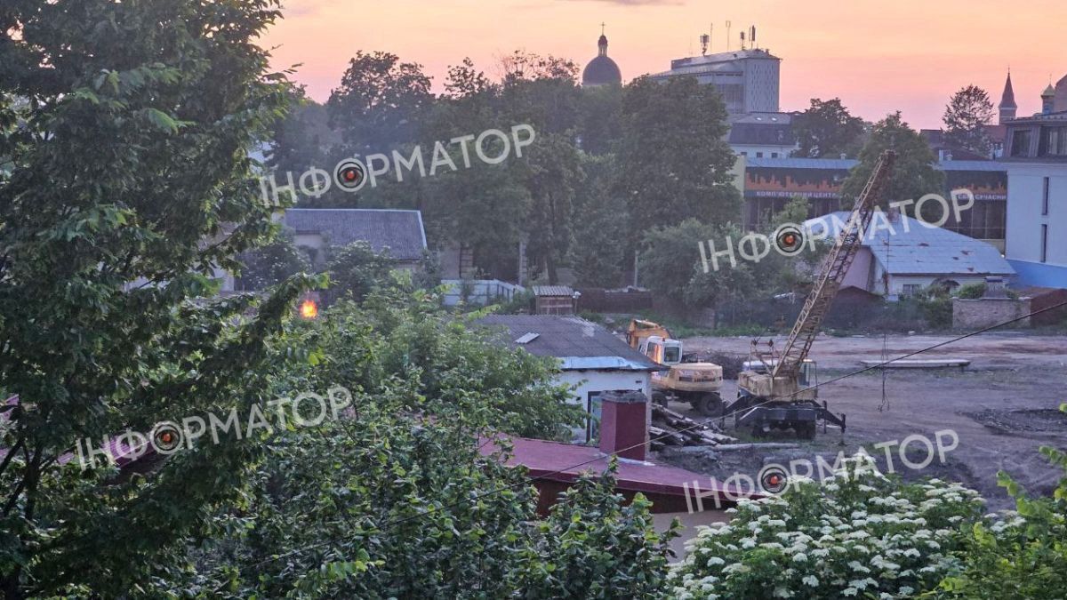 Через дурну витівку на колишню взуттєву фабрику в Коломиї мчали пожежні 2