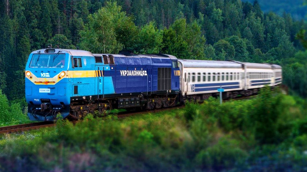 Наприкінці червня до Карпат прямуватиме додатковий потяг Київ — Ясіня