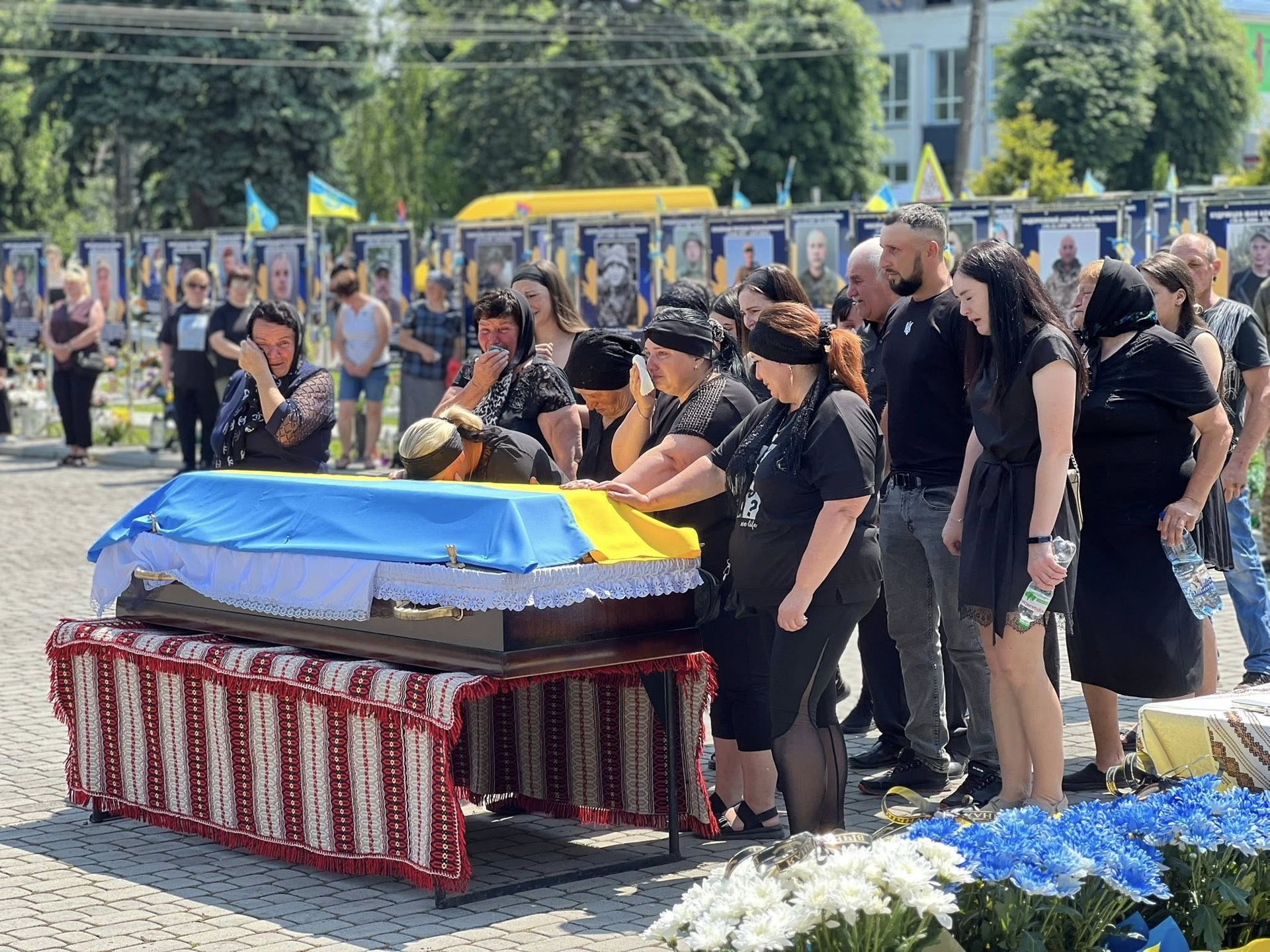 На Коломийщині "на щиті" зустріли полеглого Героя Йосипа Грицака 2