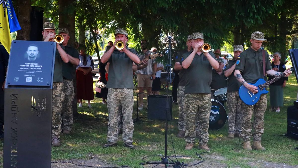 Оновлений меморіал Борцям за волю України відкрили у Воскресінцях 3