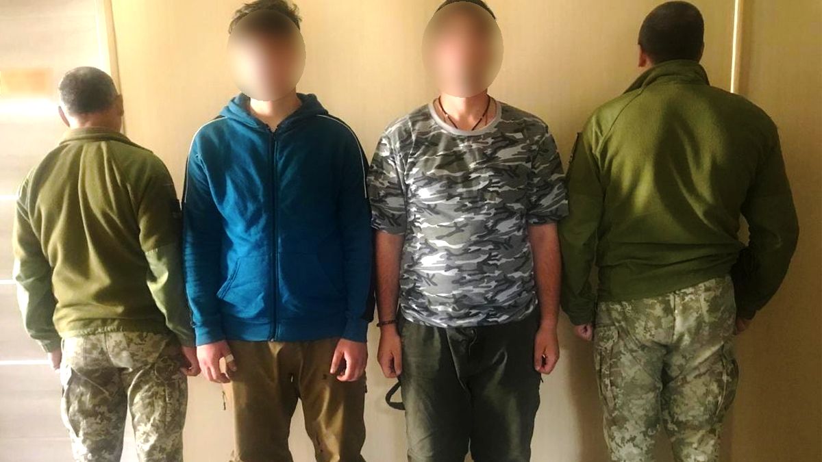 Прикарпатець повідомив прикордонникам про "незаконних туристів", які прямували в Румунію