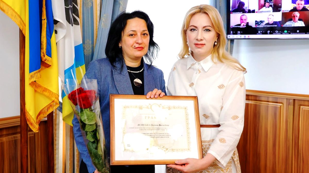 Відзнакою ОВА нагородили працівниць Музею писанкового розпису