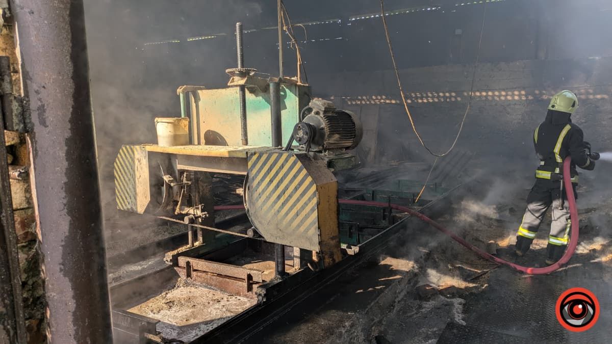 У Нижньому Вербіжі горіло виробниче приміщення 3