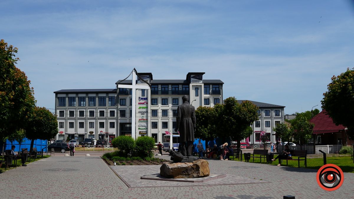 Коломия вдень та вночі: атмосферні фото 11