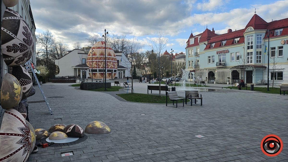 Коломия вдень та вночі: атмосферні фото 39