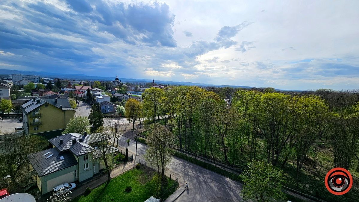 Коломия вдень та вночі: атмосферні фото 40