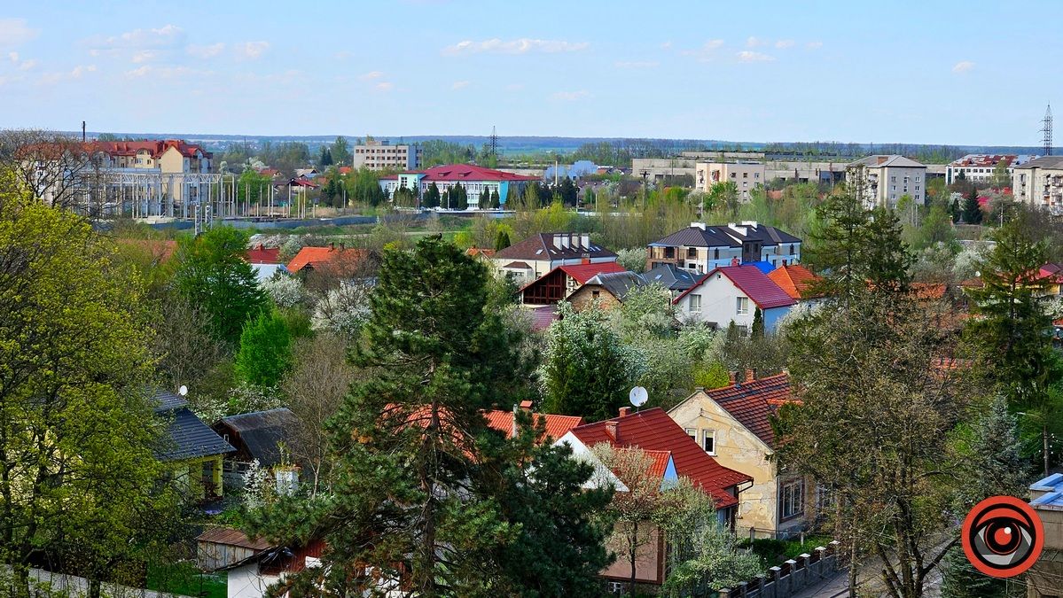 Коломия вдень та вночі: атмосферні фото 93