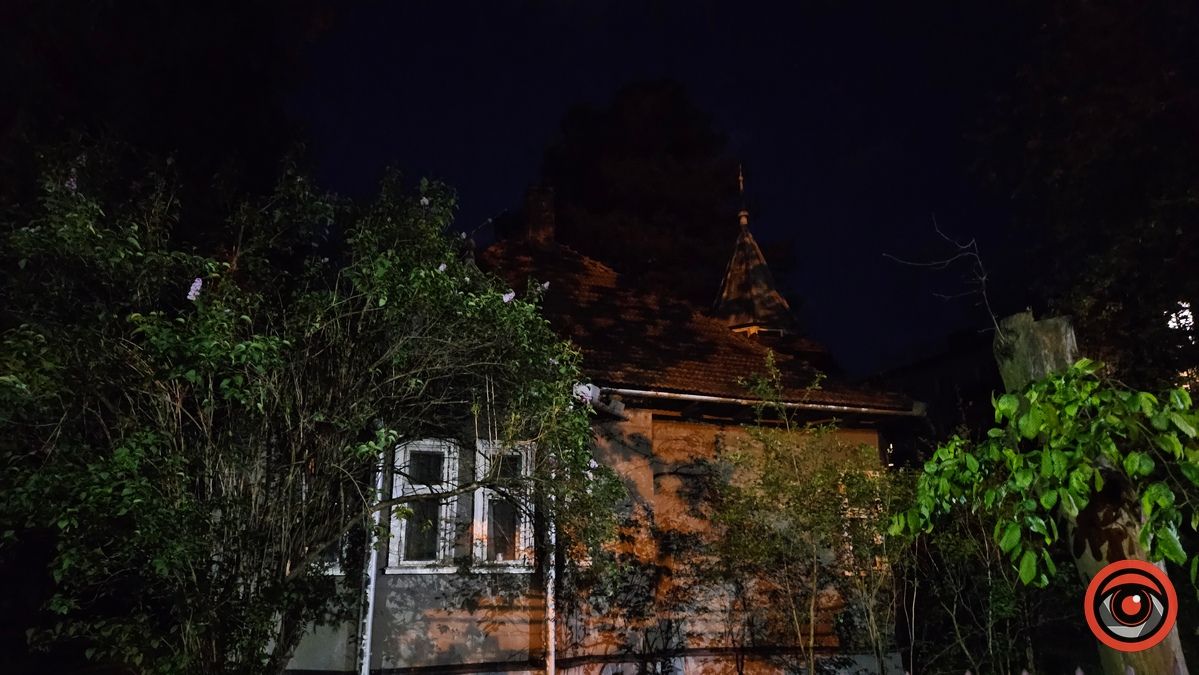 Коломия вдень та вночі: атмосферні фото 83