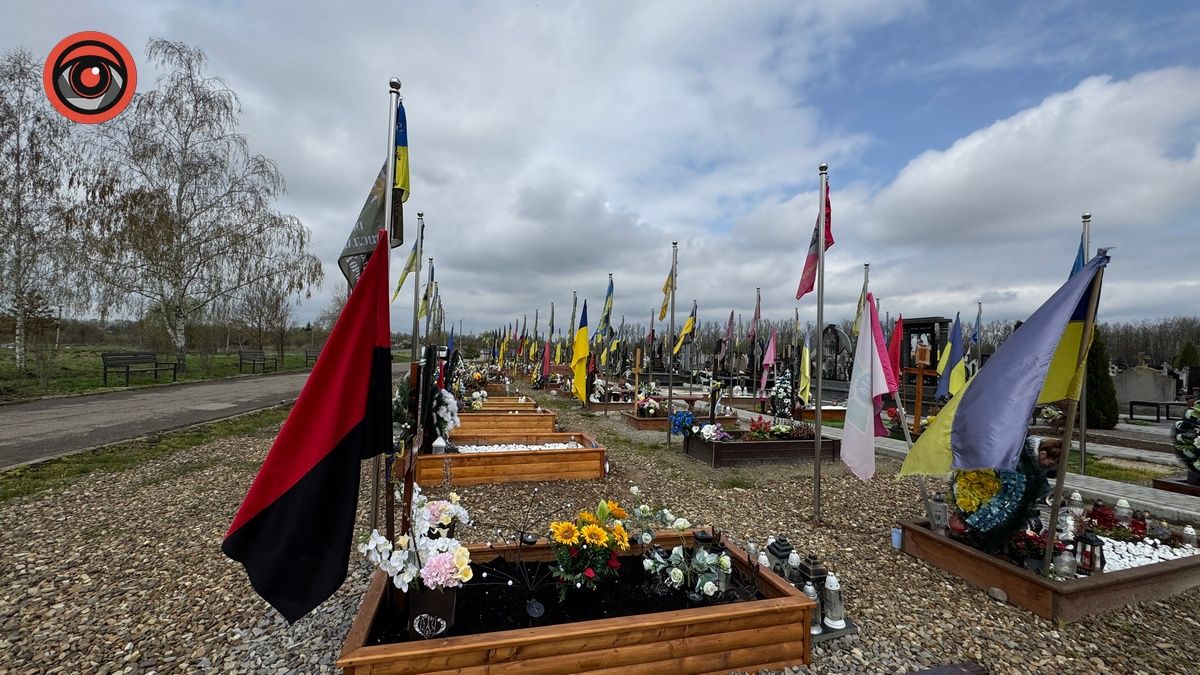 Коломия вдень та вночі: атмосферні фото 68