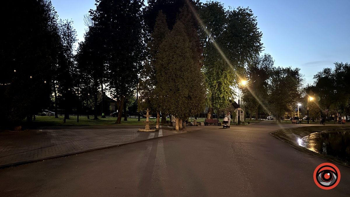 Коломия вдень та вночі: атмосферні фото 76