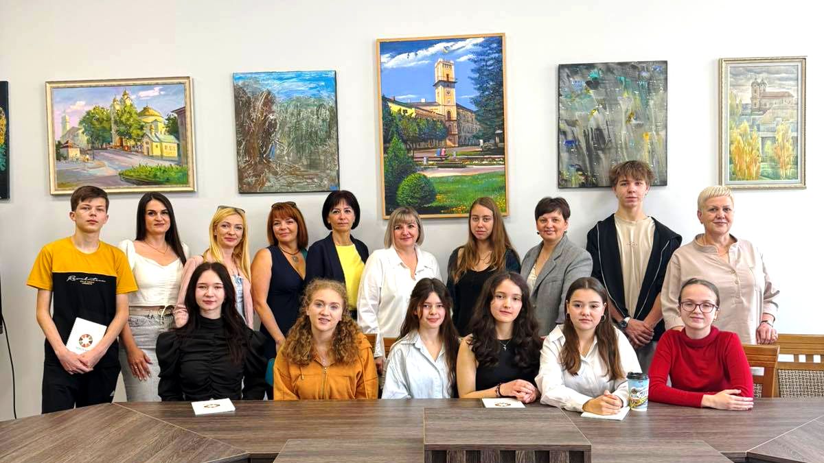 Молодь Коломиї розпочала професійне літо: у міській раді стартувала програма стажування «Моя потенційна робота» 1