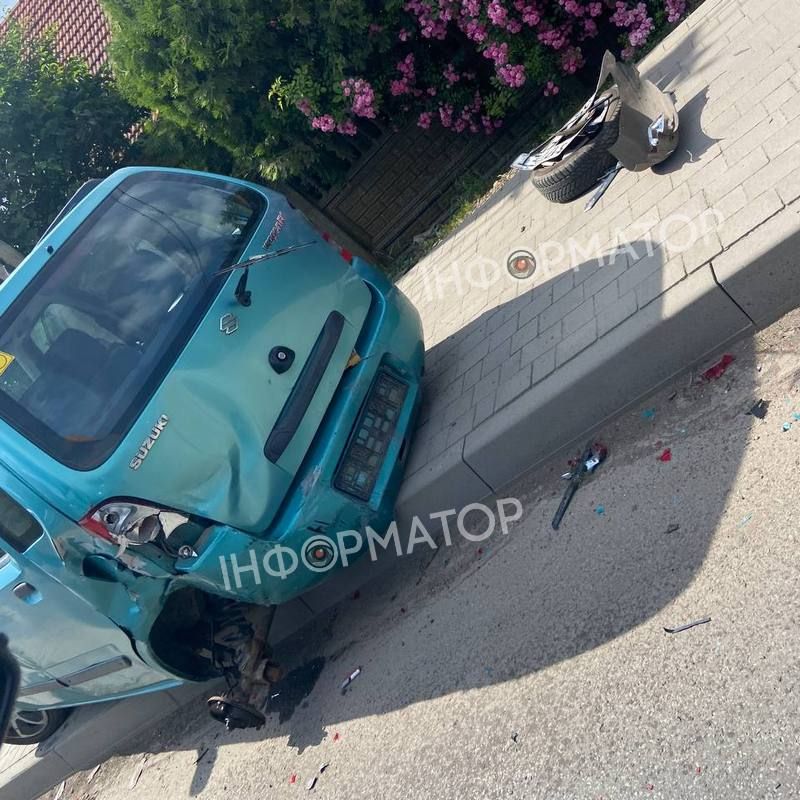 Зіткнення автівок на вул. Петлюри в Коломиї: деталі ДТП 1