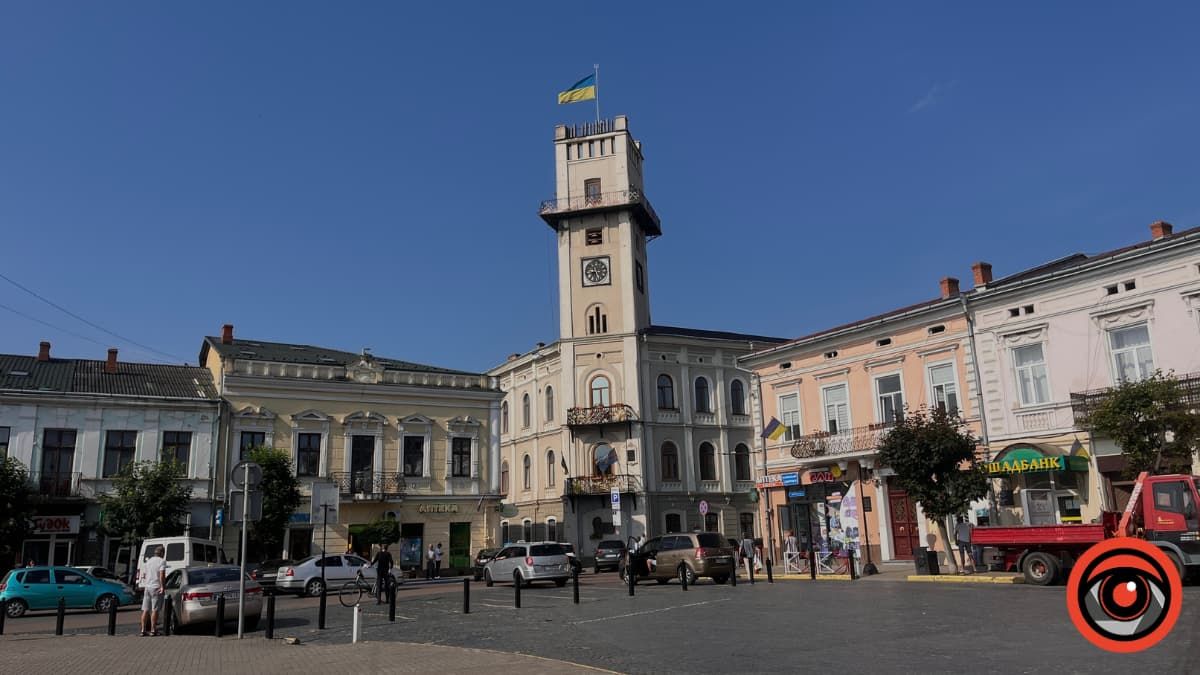 У Коломиї зустріли скорботний кортеж полеглого Героя Олександра Лесюка 1