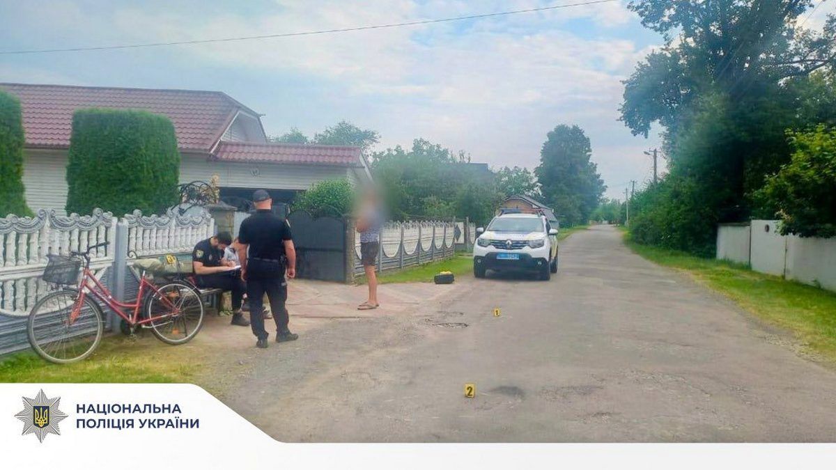 ДТП на Коломийщині: водій на авто збив велосипедистку та втік