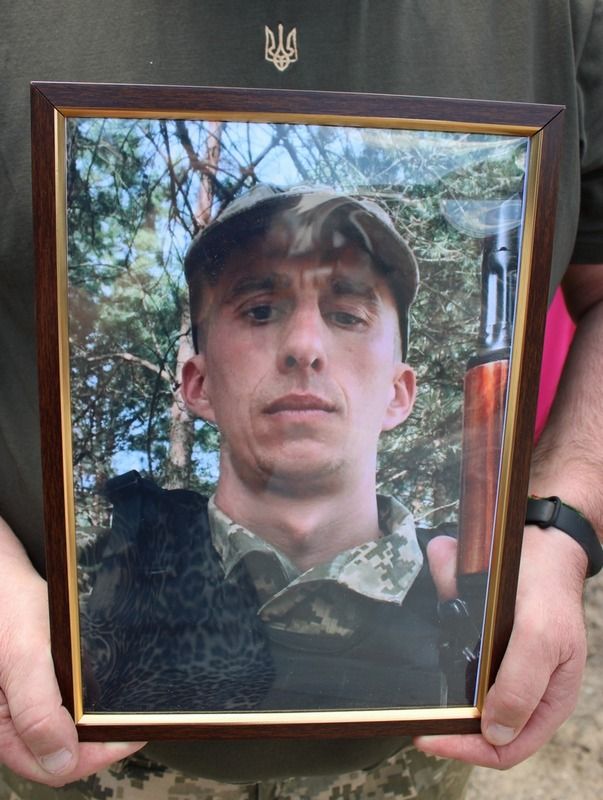 Верховинщина попрощалася із Героєм Юрієм Юрнюком 1