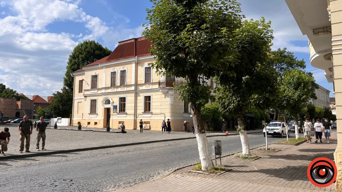 У Коломиї зустріли скорботний кортеж Героя Петра Солонинки 1