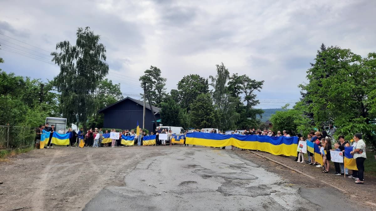 З ворожого полону до рідної домівки повернувся захисник Іван Копильців 1