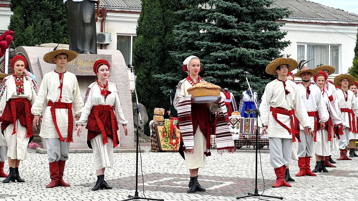 У Городенці відбувся фестиваль "Кольорові пацьорки"