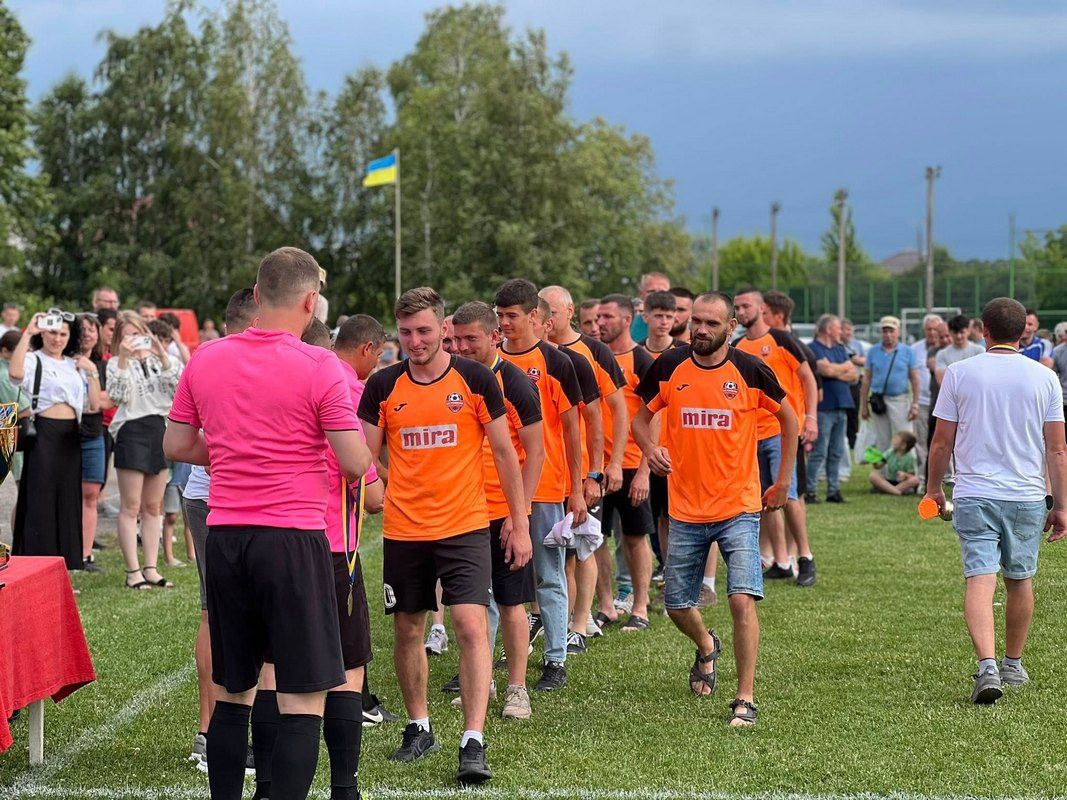 Першість Коломийського району з футболу: хто став переможцем змагань 6