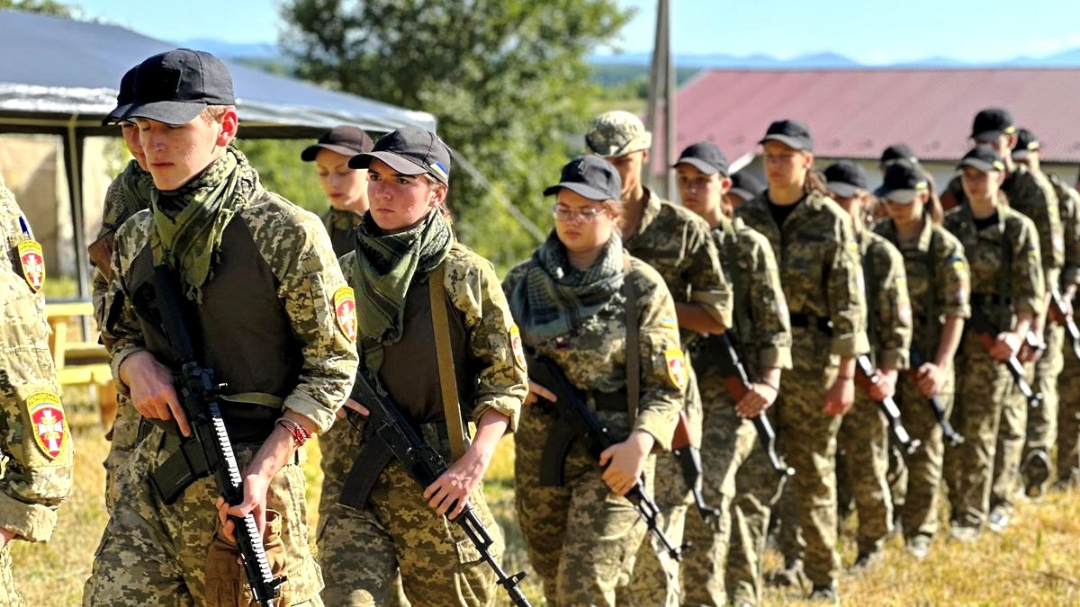 На Коломийщині триває третє військово-патріотичне таборування для молоді Прикарпаття — «Височан 3»