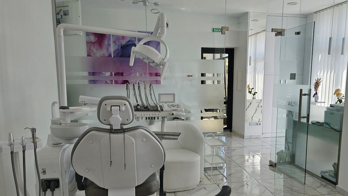 Dentalika studio: широки спектр стоматологічних послуг у Коломиї 2