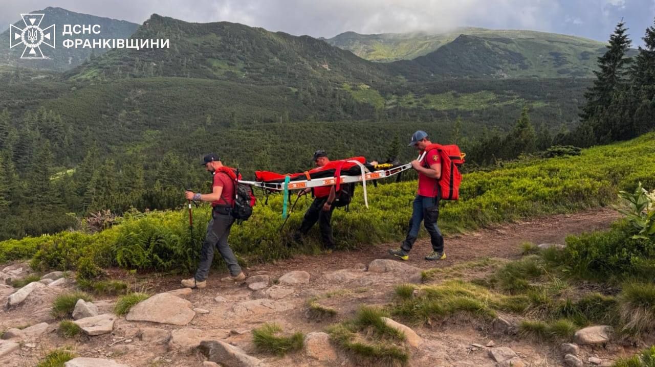 Фото: ГУ ДСНС України в Івано-Франківській області Фото: ГУ ДСНС України в Івано-Франківській області
