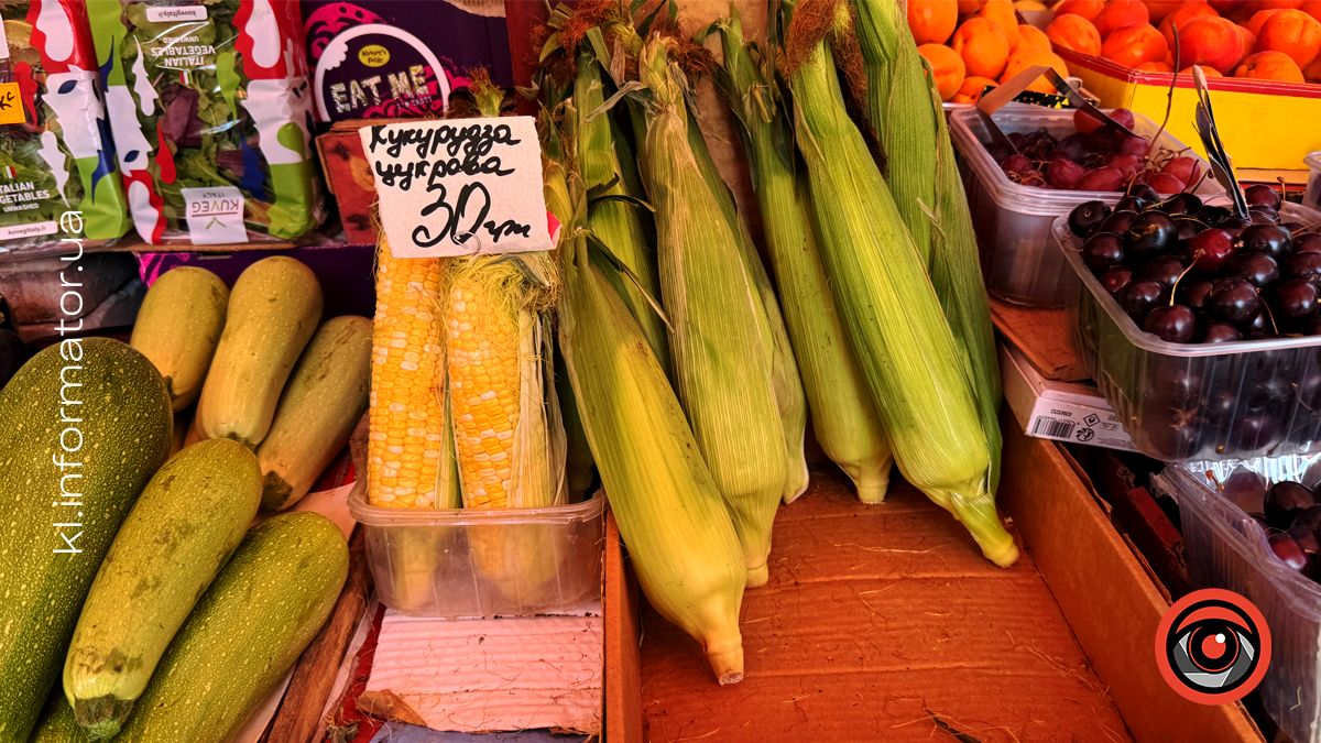 Ще один символ літа: скільки коштує кукурудза у Коломиї на початку липня 1