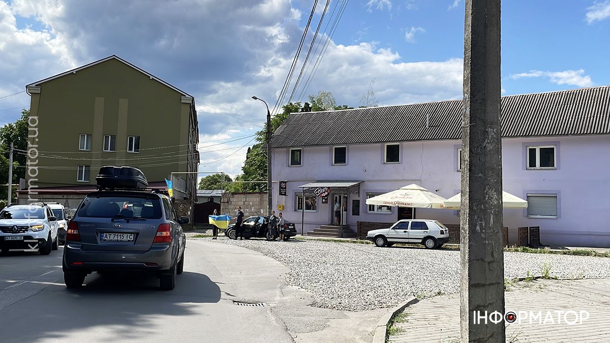 На вічний спочинок до Коломиї повернувся молодий захисник Арсен Деркач 2