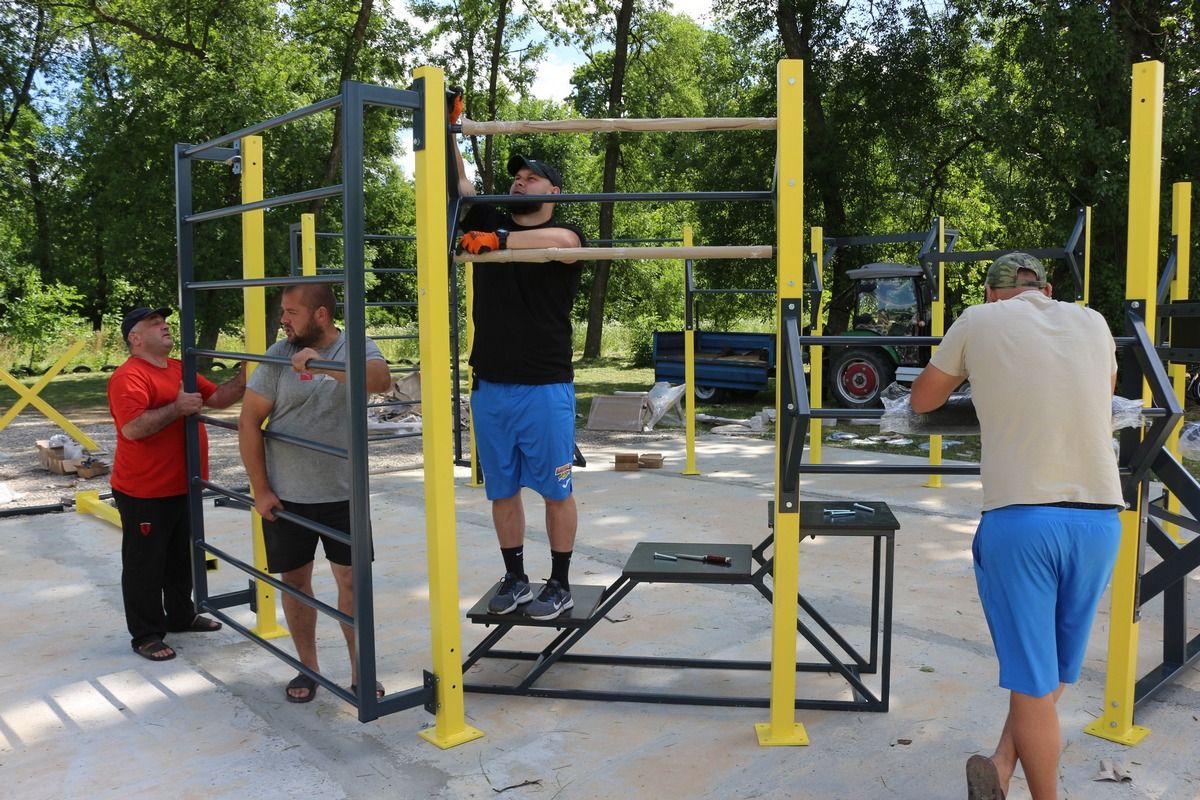 Біля Шевченківського озера в Коломиї облаштовують новий спортмайданчик для ветеранів 2