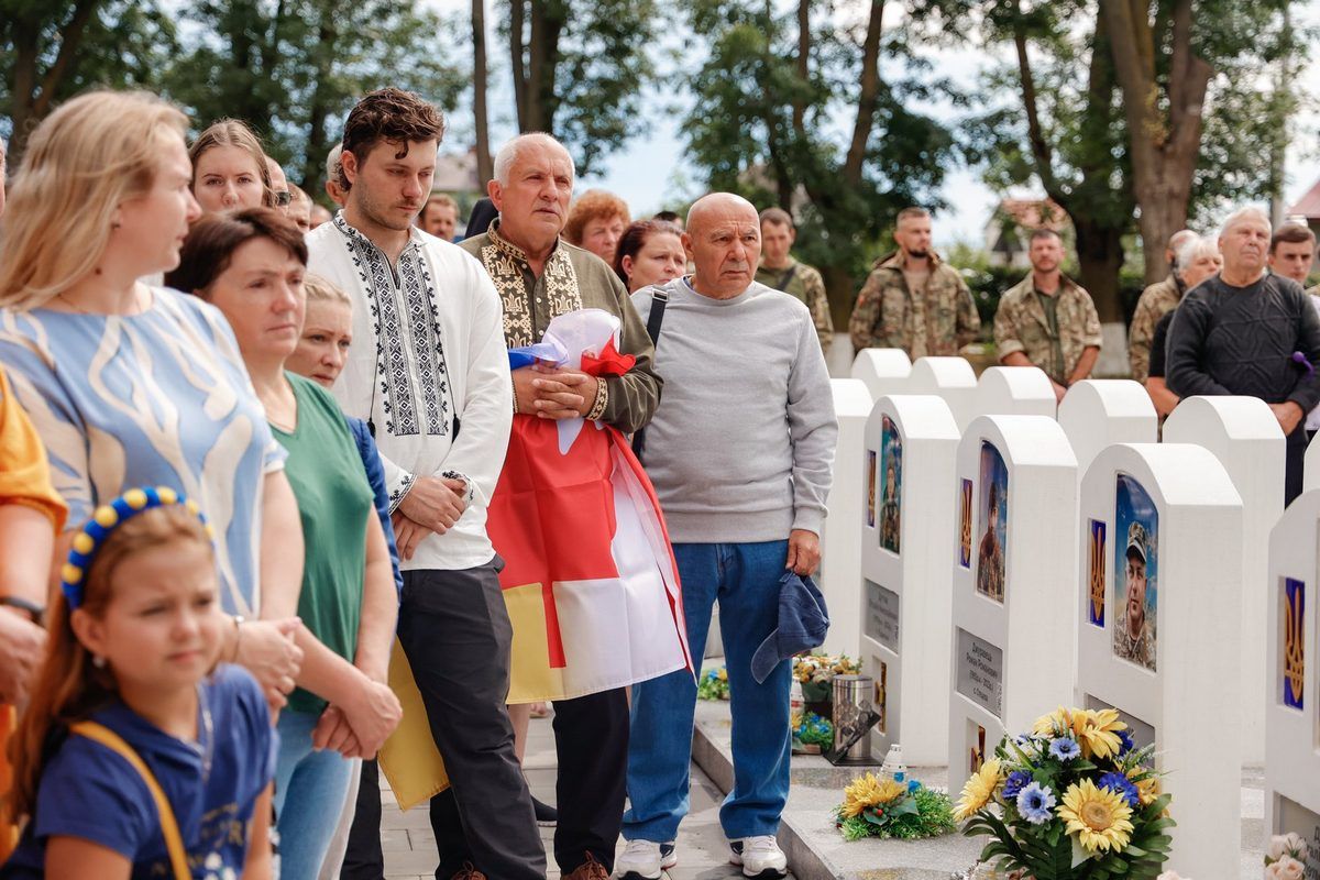 Державними та обласними нагородами відзначили полеглих захисників зі Снятинської громади 6