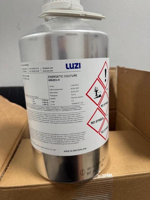 Коломийський "парфумер": чоловік хотів нелегально провезти 205 кг концентратів для парфумів 2