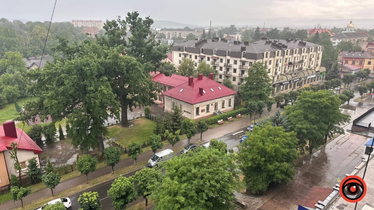 Погода в Коломиї 17 липня: дощ з грозою