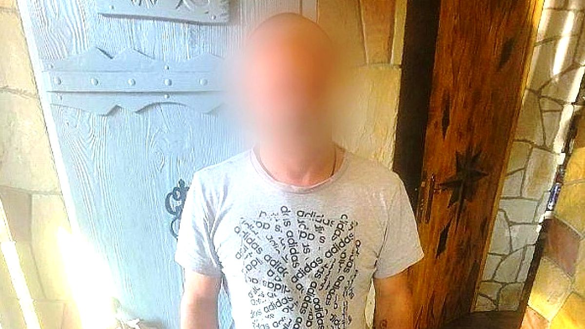 Мешканці Надвірнянщини незаконно зберігали та продавали зброю. Їх затримали правоохоронці 2