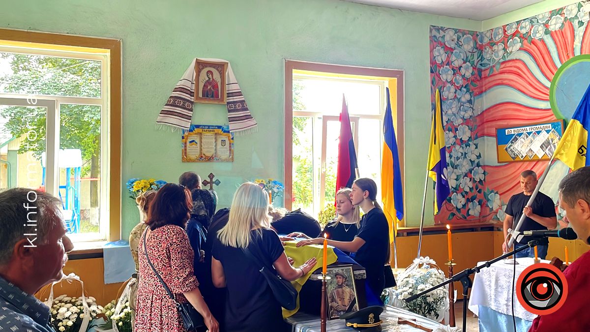 Завжди був першим: до рідної Ценяви на вічний спочинок повернувся воїн Андрій "Бабак" Томенчук 8