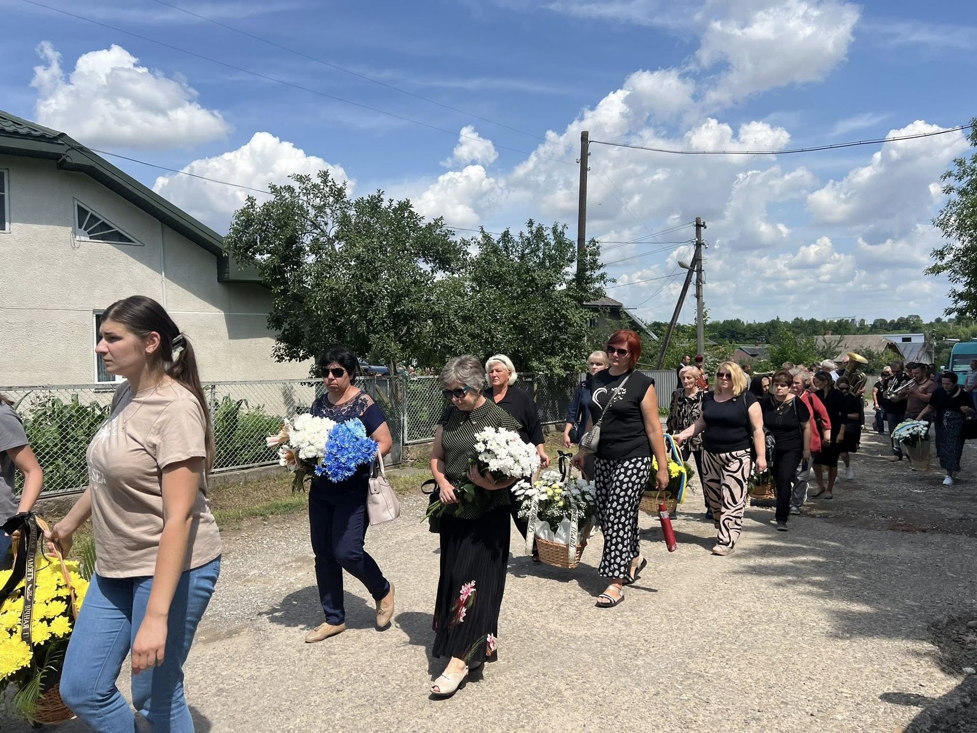 У Городенківська громада попрощалась з полеглим Героєм Любомир Козьміна 16