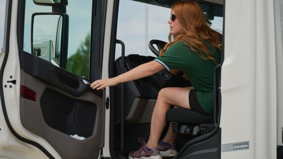 Жінок Івано-Франківщини закликають опановувати чоловічі професії