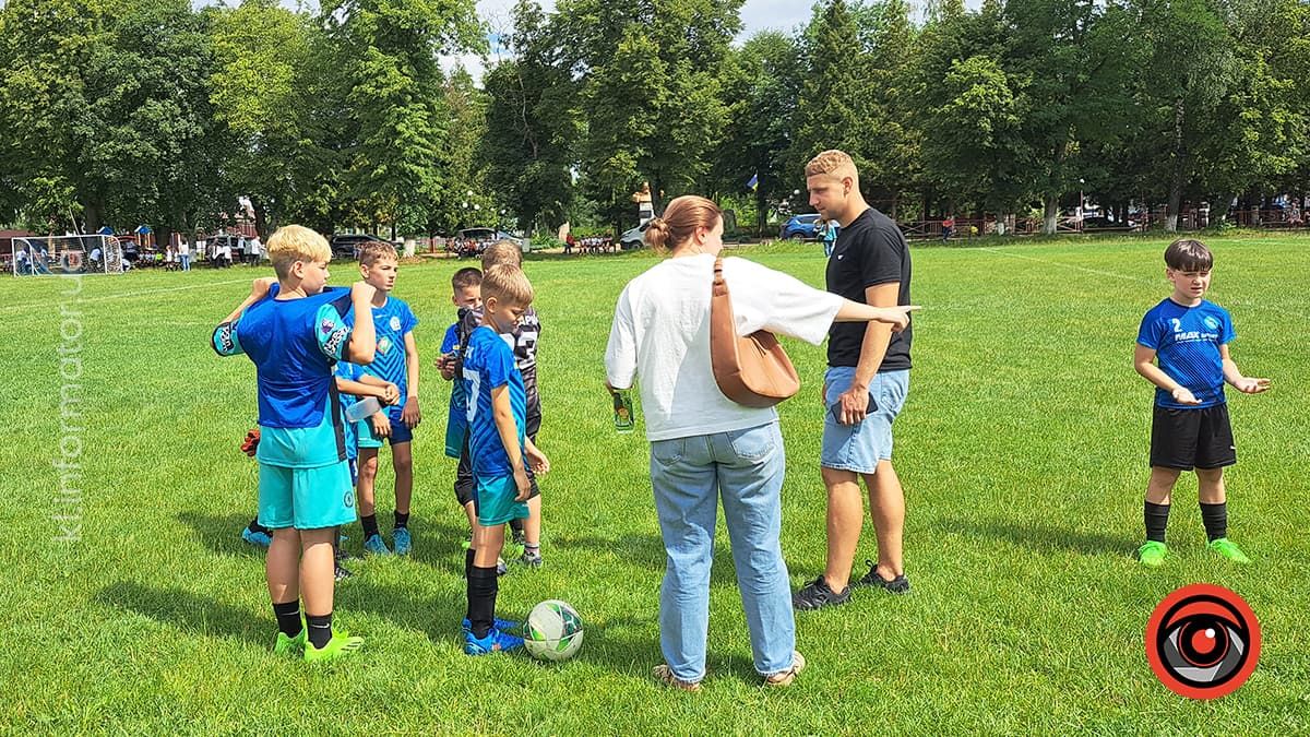 У Воскресінцях відбувся благодійний турнір з футболу імені Володимира Корнути 3