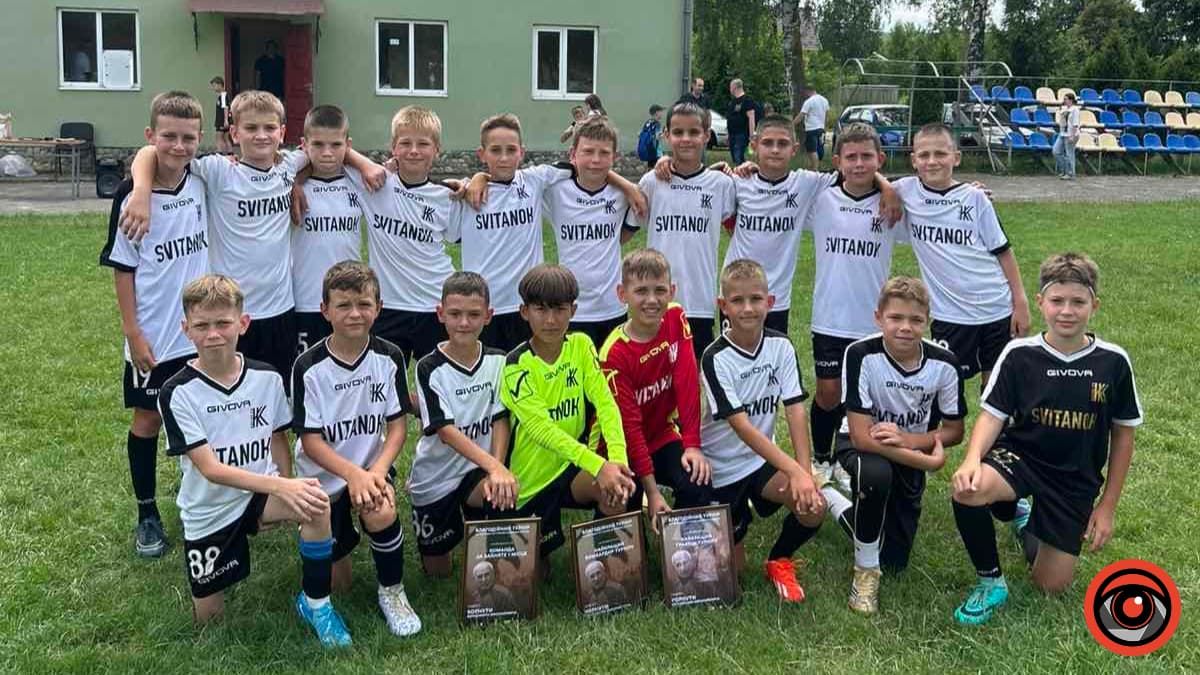 У Воскресінцях відбувся благодійний турнір з футболу імені Володимира Корнути 10