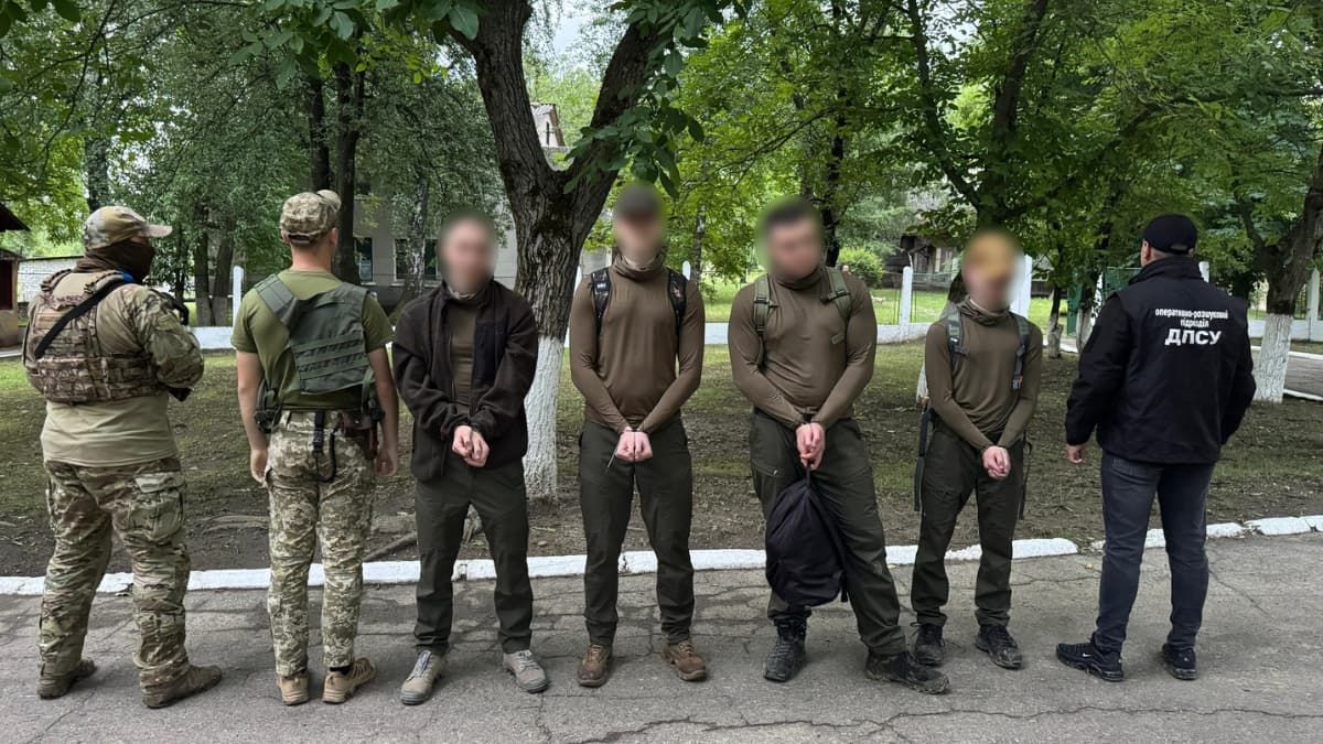 На кордоні з Румунією затримали чотирьох чоловіків, серед них – прикарпатці