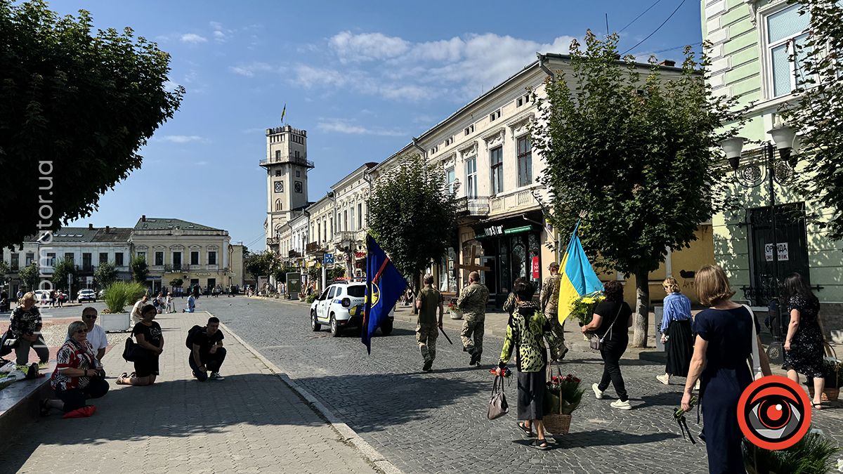В останню путь у Коломиї провели полеглого воїна Михайла Візнюка (Івасюка) 12