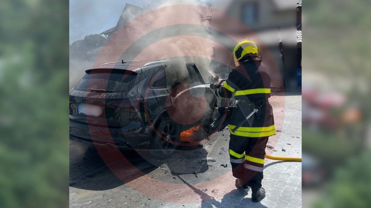 На Коломийщині загорівся позашляховик 1