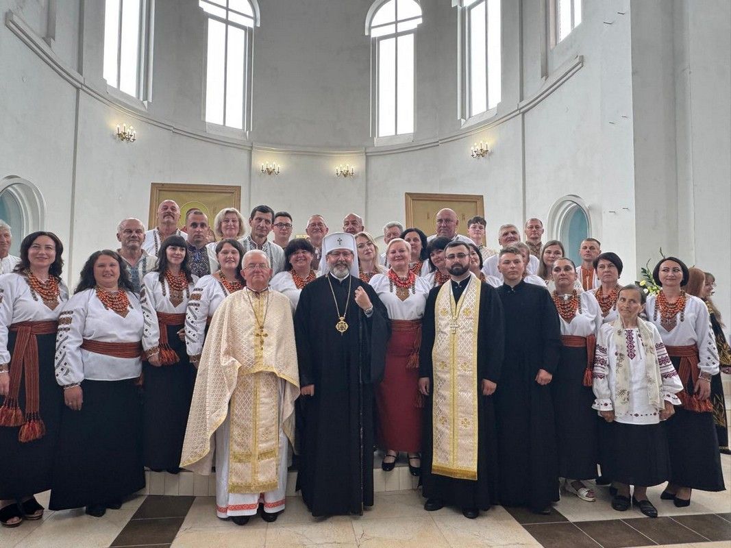 Будували 30 років: у Делятині урочисто освятили храм Всіх Святих Українського Народу 12