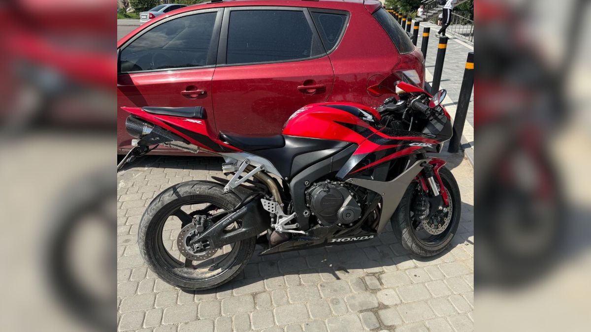 Мотоцикл, що перебуває в міжнародному розшуку, виявили у 18-річного водія на Коломийщині