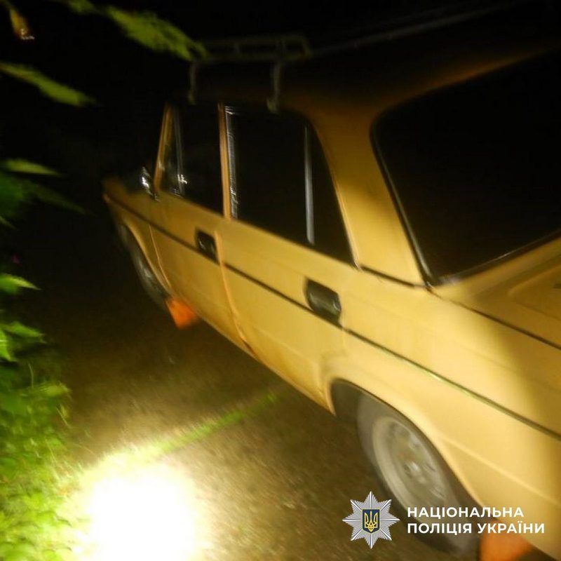 Поліція влаштувала погоню за юними викрадачами авто на Прикарпатті 2