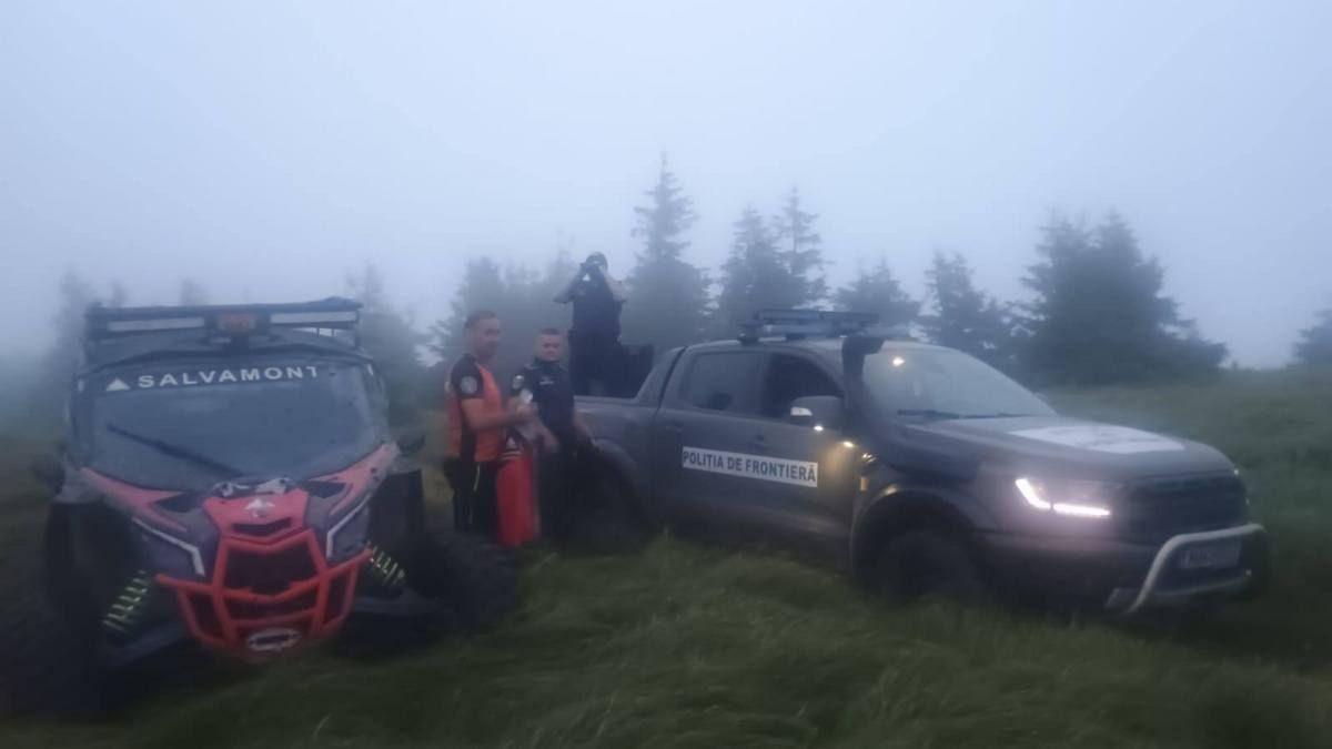 Українець втікав від кабана та травмував ногу у прикордонні Прикарпаття та Румунії: працювали рятувальники 2